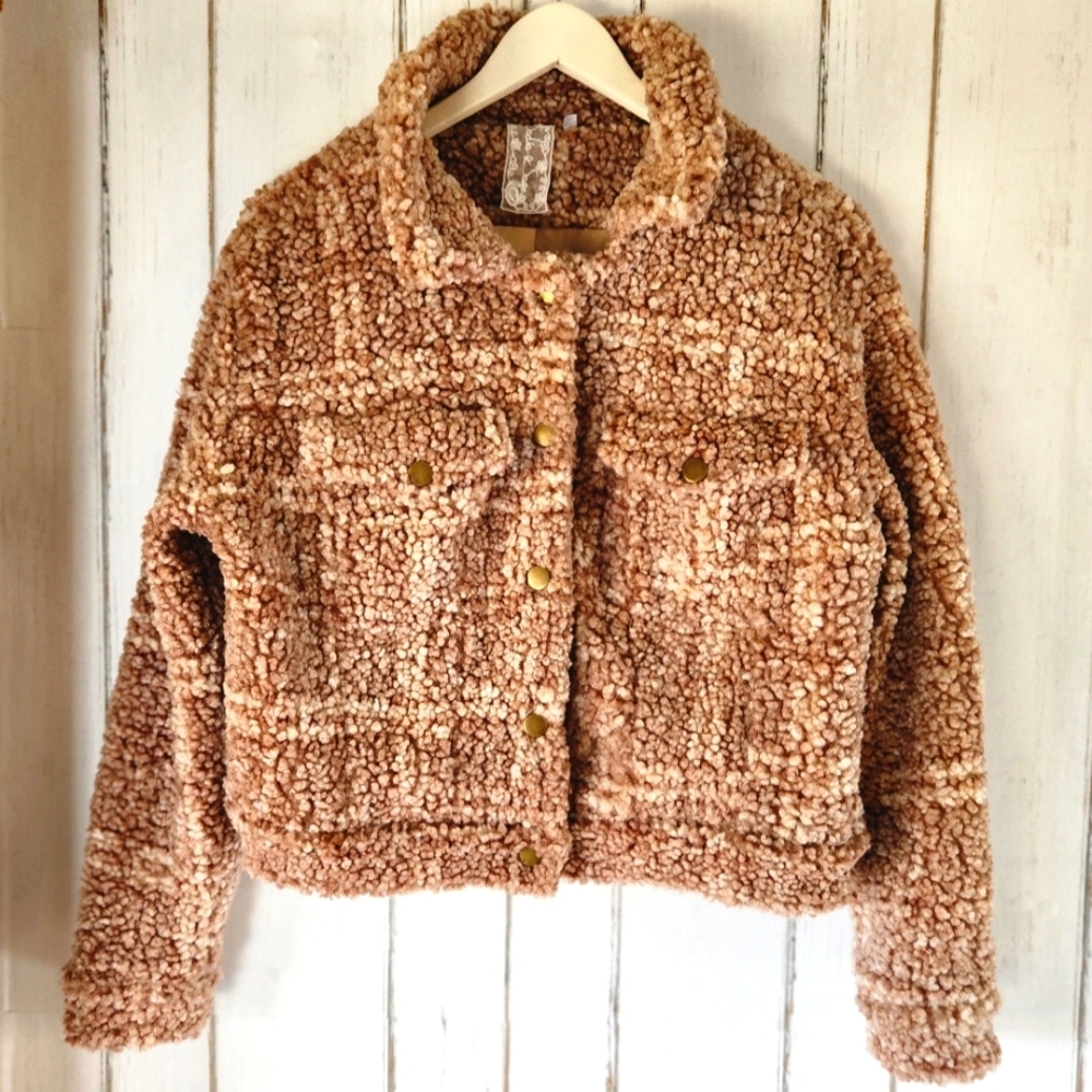 Sadie & Sage Cropstyle Shacket ptp 20 NWOT